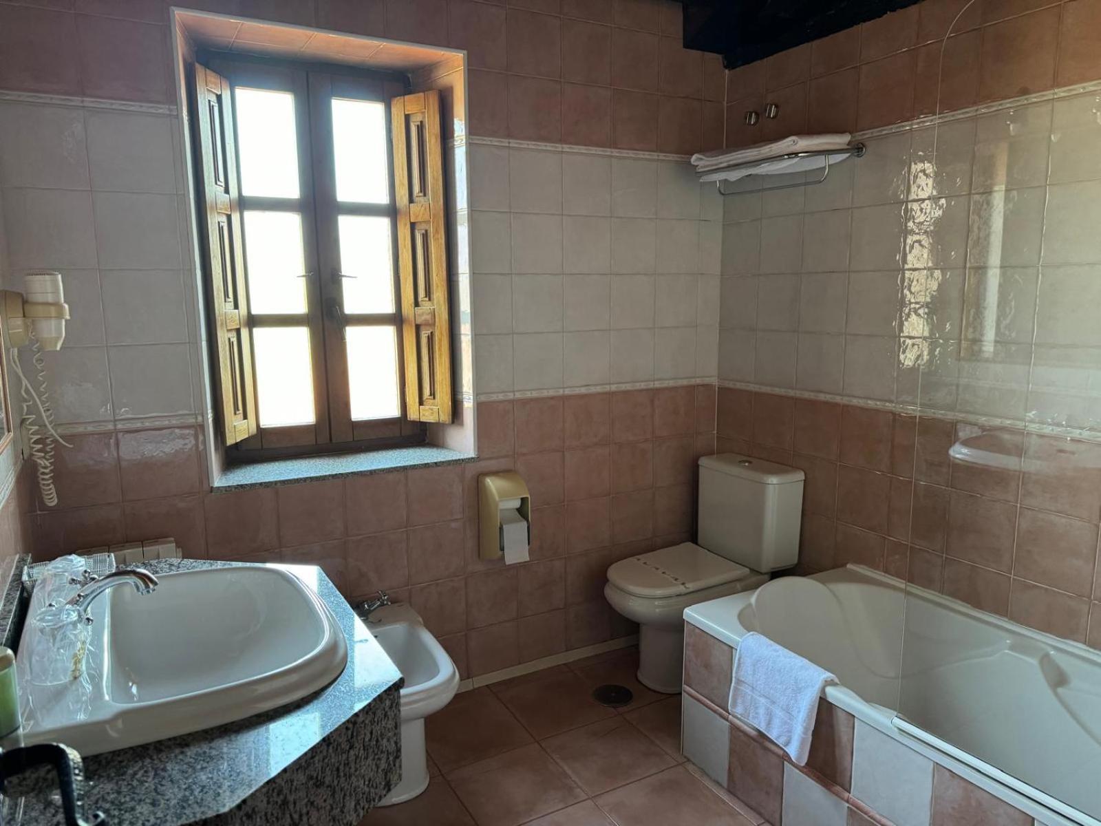 Bed and Breakfast La Venta De Кихас Экстерьер фото